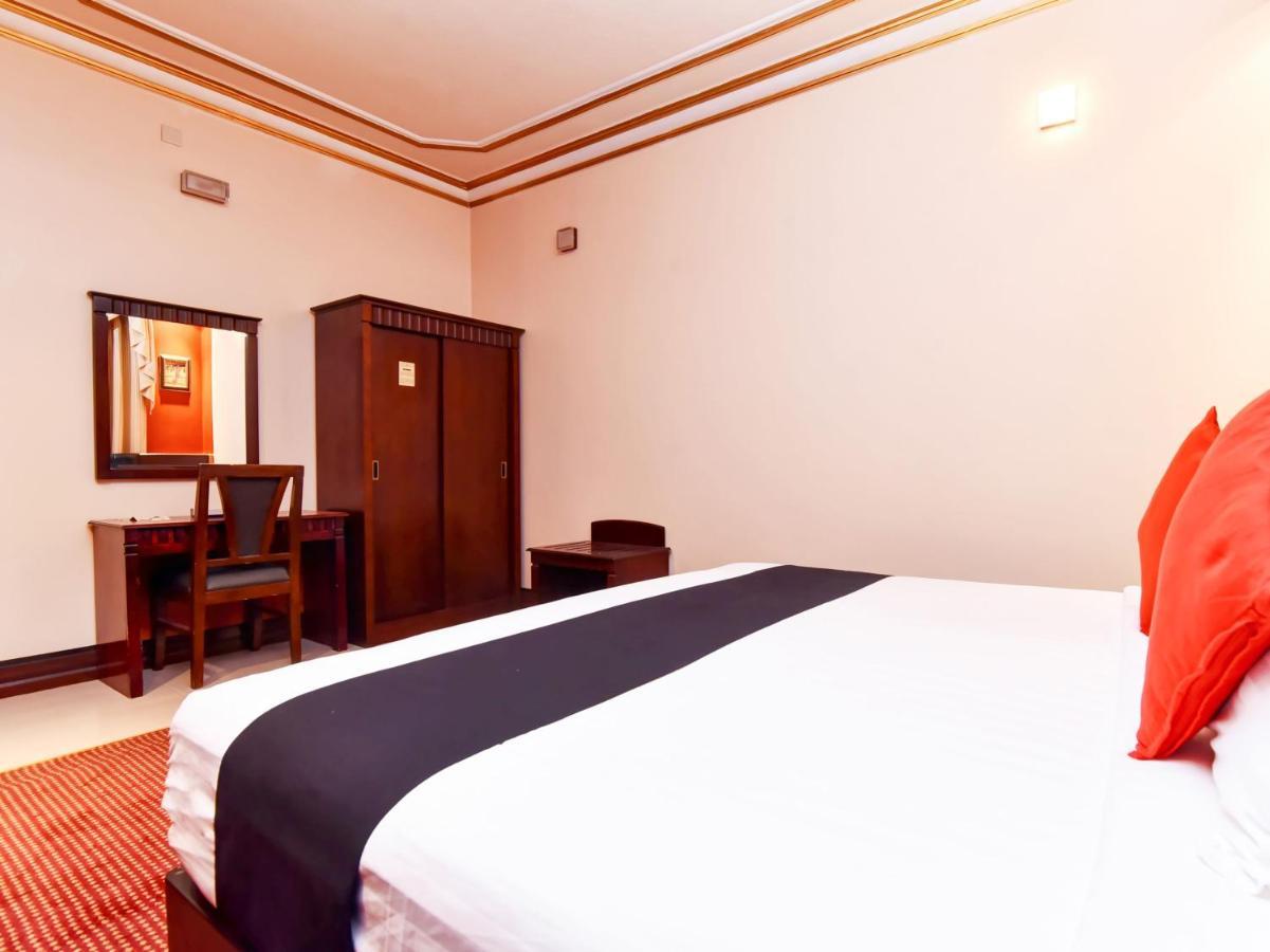 Al Mansour Grand Hotel Hafar Al-Batin Exterior photo